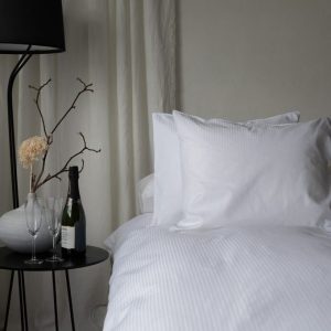 Påslakan – Satinrand 4mm 150×230 cm.